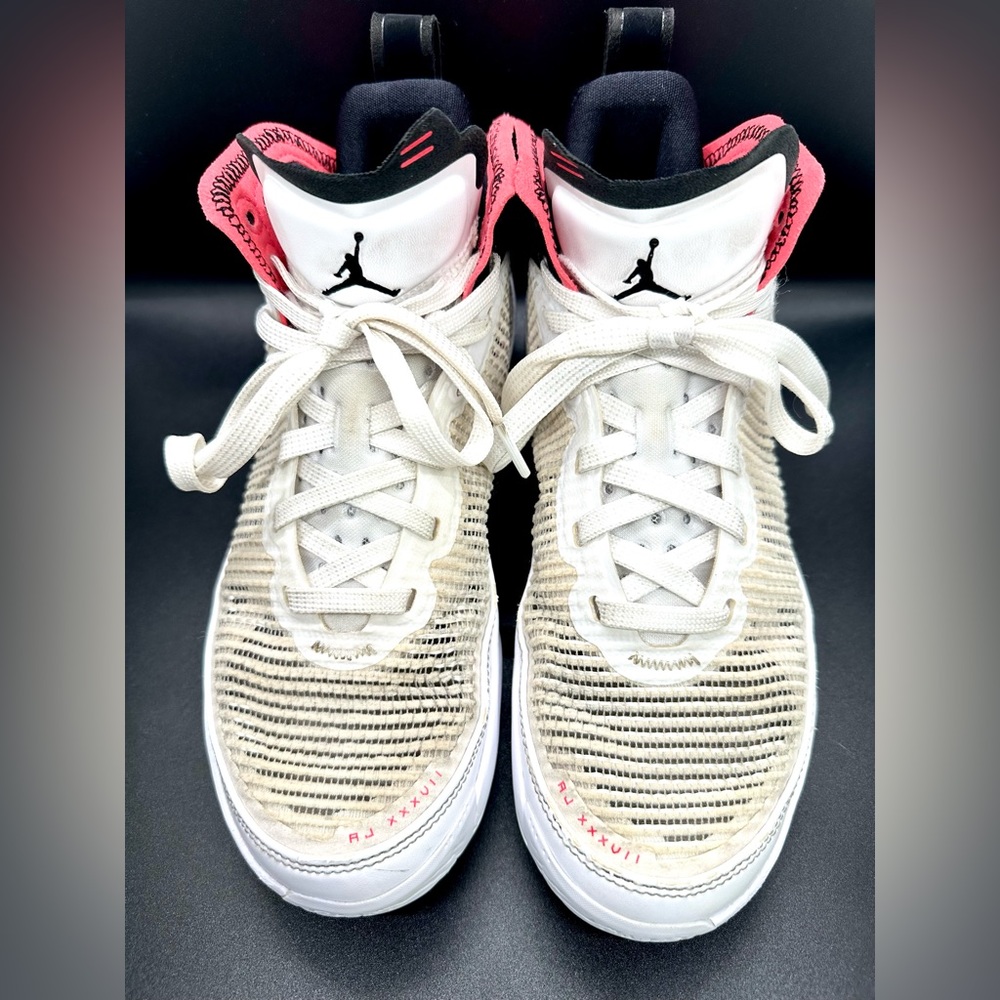 Nike Air Jordan XXXVII - Lightly Used (Size 4.5Y)